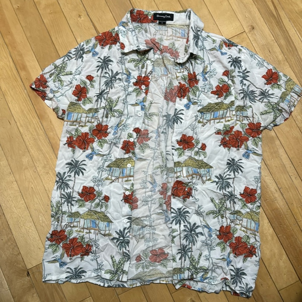 Men’s “Hawaiian” style shirt